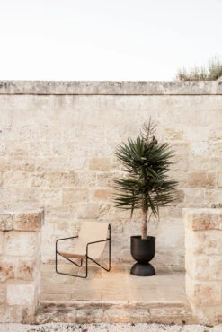 Ferm LIVING Hourglass Pot Medium Ø41 Cm -Woondecoratie 36693 01 44 EnvironmentImage 45f3207a4a