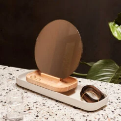 Fritz Hansen Slide Opbergbakje Met Spiegel -Woondecoratie 502341 01 3 EnvironmentImage d422bc3e54