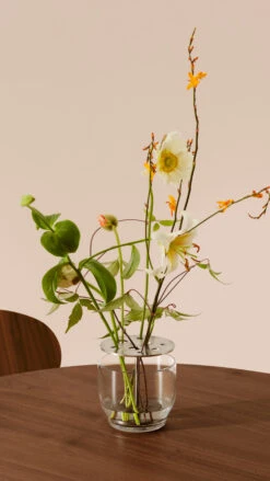 Fritz Hansen Ikebana Vaas Roestvrij Staal -Woondecoratie 513857 01 3 EnvironmentImage 0e0d01596c