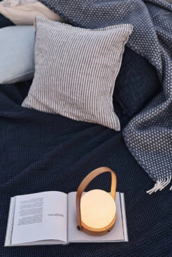 Menu Carrie Lamp Limited Edition -Woondecoratie 515276 01 9 EnvironmentImage fa6ada68dc