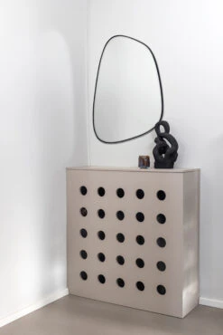 Mette Ditmer Figura Spiegel Small 9 Mette Ditmer Figura Spiegel Small -Woondecoratie 578725 01 40 EnvironmentImage 043fd6cd76